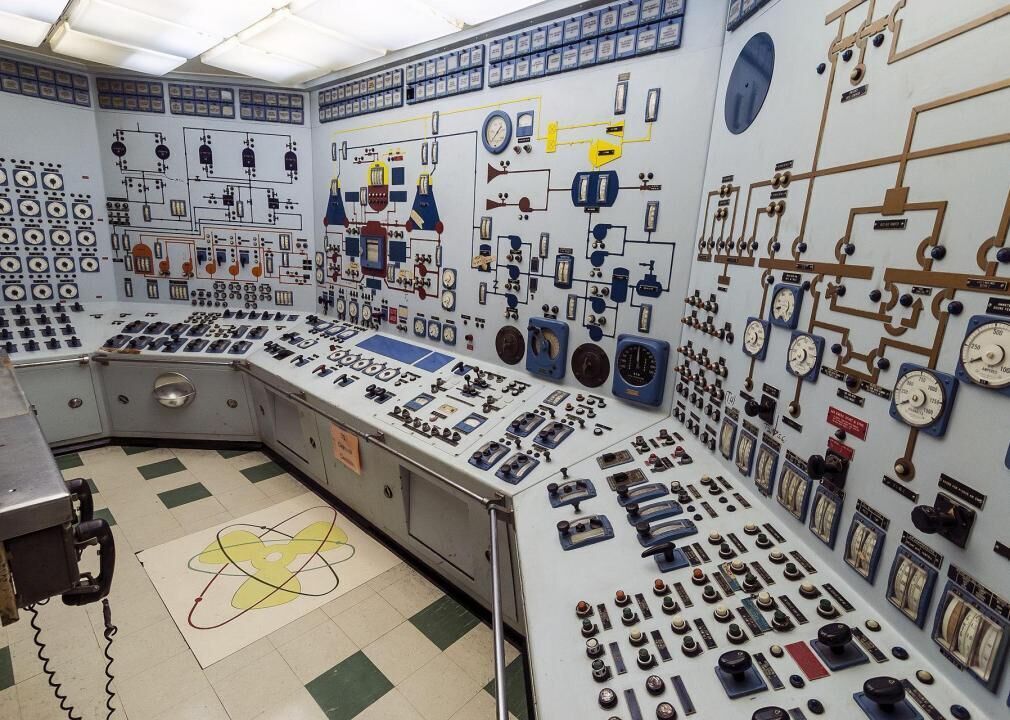 #61. Nuclear Power Reactor Operators